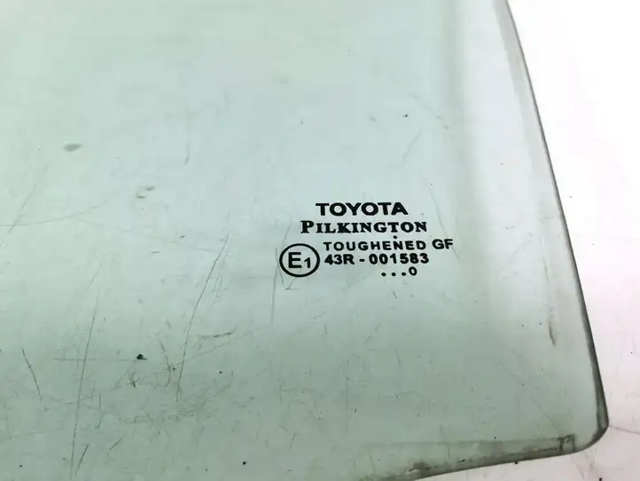 Toyota Avensis T270 (2009 - 2012) 68104-05140 Стекло задней двери — фото 3