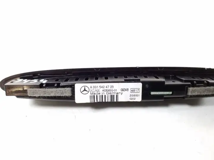 Mercedes-Benz C W204 (2007 - 2014) A0015424723 Экран парктроника PDC — фото 2