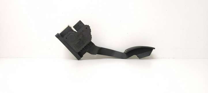 Opel Corsa D (2010 - 2014)  13305804 Педаль акселератора