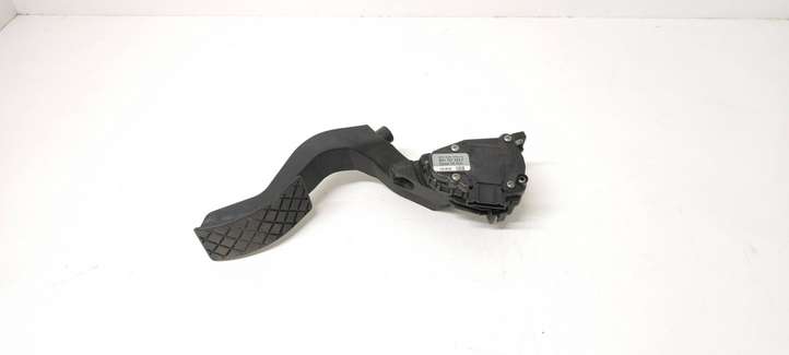 Volkswagen PASSAT B5.5 (2001 - 2005)  8D1721523F Педаль акселератора