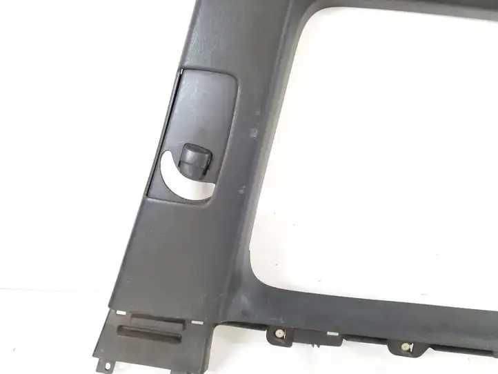 Toyota Land Cruiser (J120) (2002 - 2009) 62471-60360 Верхняя обшивка стойки D — фото 2
