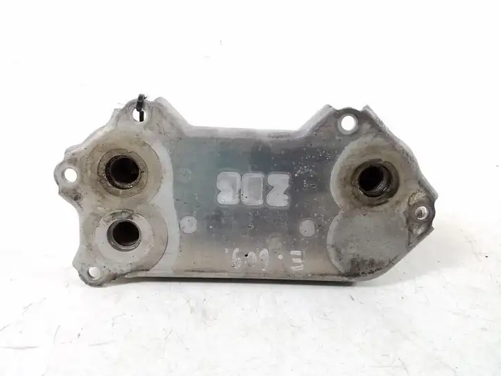 Toyota Avensis T250 (2006 - 2009) 15710-0R010 Кронштейн масляного фильтра — фото 3