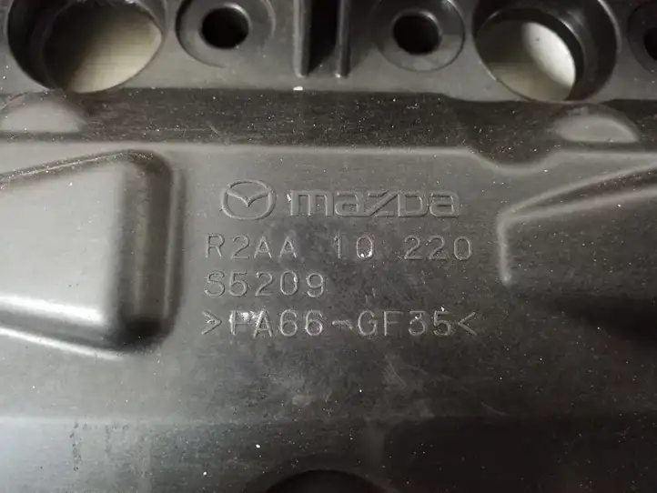 Mazda 6 (2009 - 2012) R2AA10220 Крышка головки блока цилиндров — фото 4