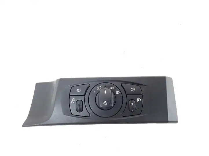 BMW 5 E60 E61 (2004 - 2010) 6925295 Включатель фонарей — фото 1