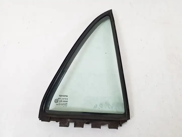 Toyota Corolla E120 E130 (2004 - 2007) 68123-02070 Форточка двери — фото 1