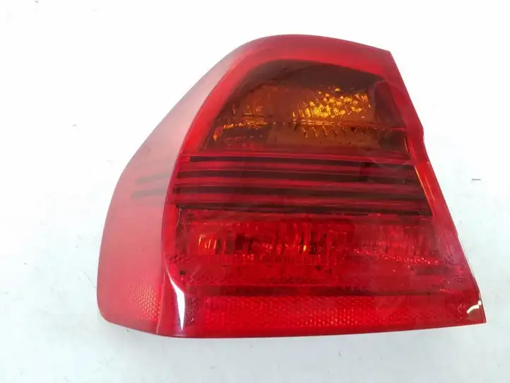 BMW 3 E90 E91 (2005 - 2012) 6937457 Задний фонарь в кузове — фото 1