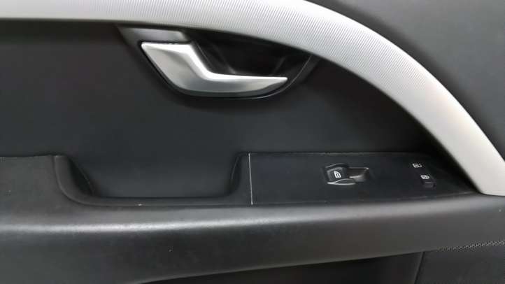 Volvo S80 (2006 - 2009)  30649483 Обшивка передней двери