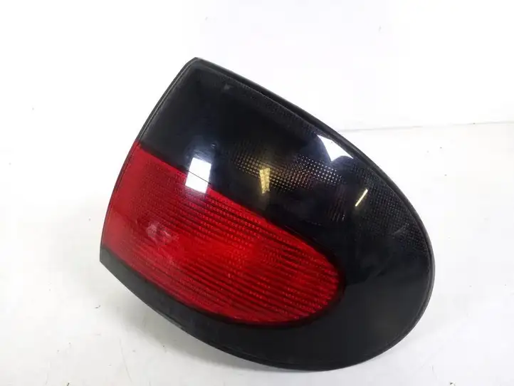 Renault Megane I (1995 - 2002) 7700838531 Задний фонарь в кузове — фото 1
