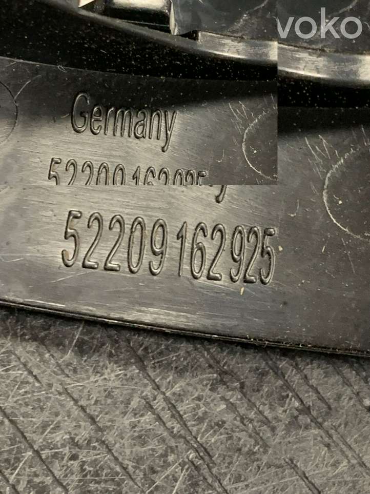 BMW 5 F10 F11 (2009 - 2016)  52209162925 Заглушка, крышка ISOFIX