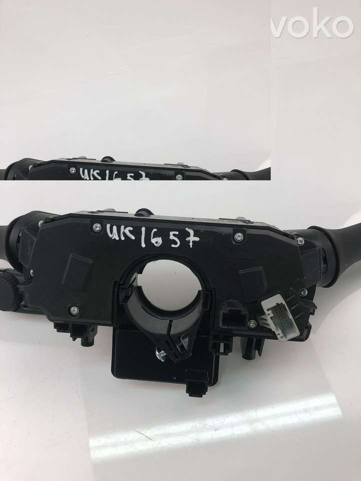 Renault Captur (2013 - 2020)  285T36451R Ручка стеклоочистителей