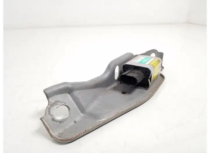 Lexus GS 300 350 430 450h (2004 - 2007) 89834-30020 Датчик удара SRS — фото 2