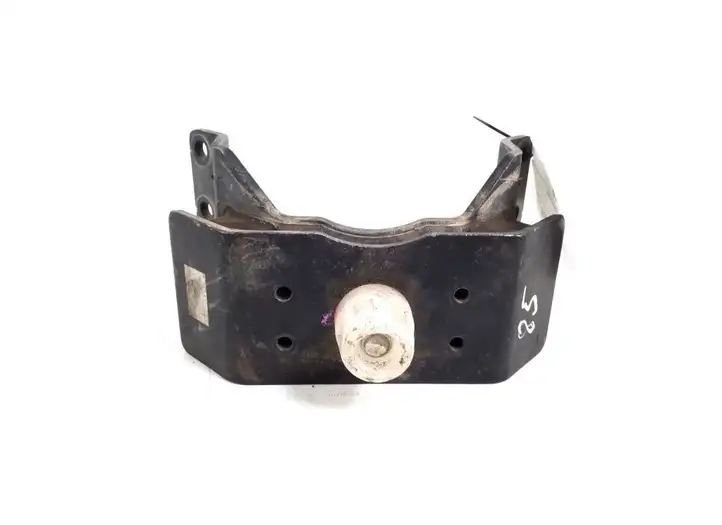 Toyota Hilux (AN10, AN20, AN30) (2008 - 2011) 12371-0L100 Опора двигателя — фото 1
