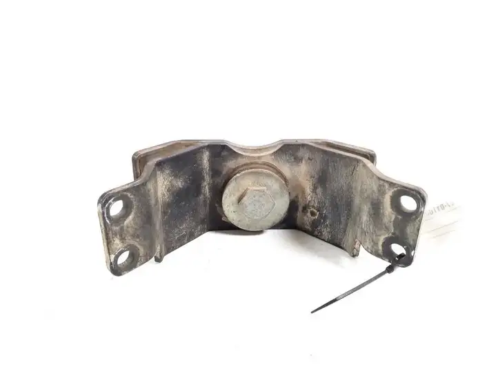 Toyota Hilux (AN10, AN20, AN30) (2004 - 2008) 12371-0L080 Опора двигателя — фото 2