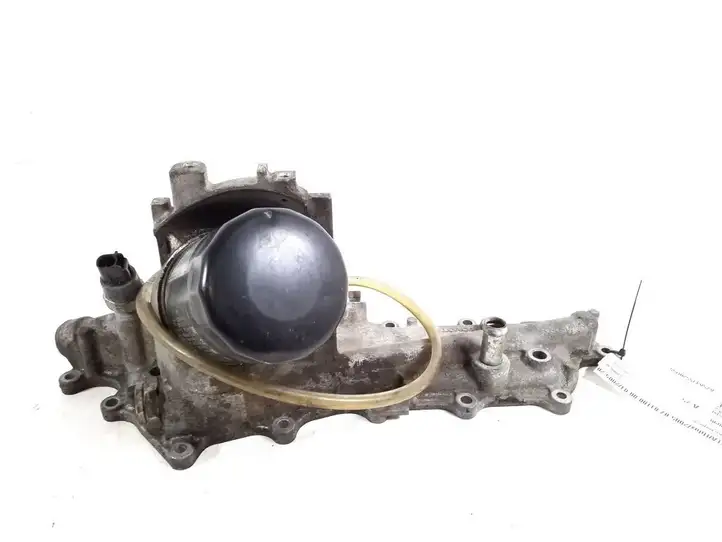 Toyota Hilux (AN10, AN20, AN30) (2004 - 2008) 15701-30090 Кронштейн масляного фильтра — фото 2