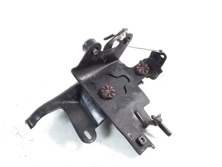 Toyota Prius+ (ZVW40) (2011 - 2018) 44590-47050 Кронштейн блока ABS — фото 2