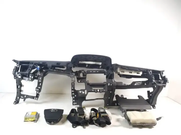 Toyota Prius+ (ZVW40) (2011 - 2018) Комплект подушек безопасности с торпедой — фото 1