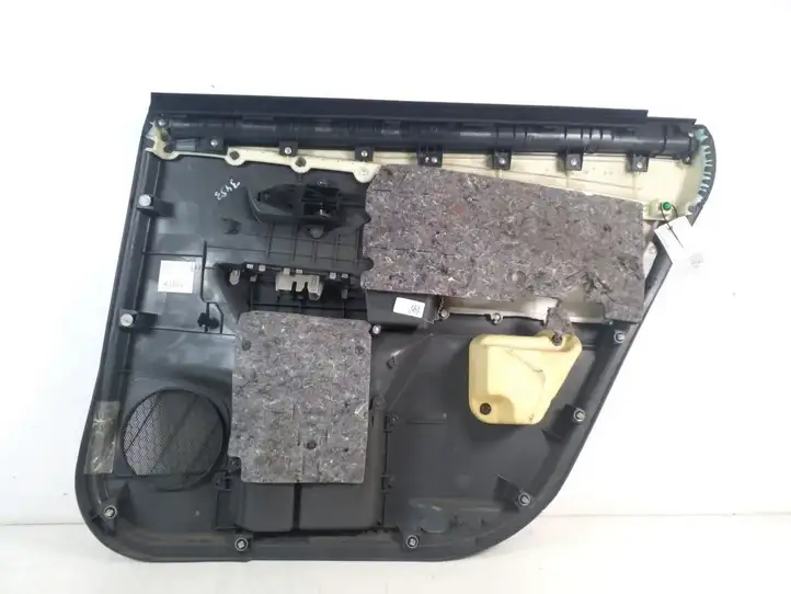 Toyota Prius+ (ZVW40) (2011 - 2018) 67640-47320 Обшивка задней двери — фото 2