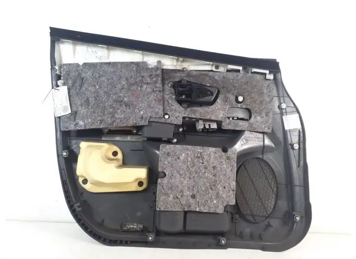 Toyota Prius+ (ZVW40) (2011 - 2018) 67610-47280 Обшивка передней двери — фото 2