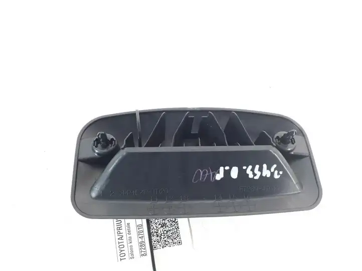 Toyota Prius+ (ZVW40) (2011 - 2018) 87289-47010 Прочие детали салона — фото 3