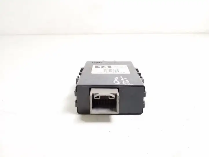 Lexus RX 330 - 350 - 400H (2003 - 2006) 89111-48020 Прочие блоки управления — фото 2