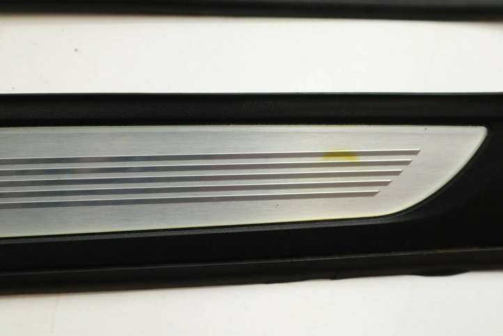 BMW 3 E90 E91 (2005 - 2012)  7907154 Отделка переднего порога (внутренняя)