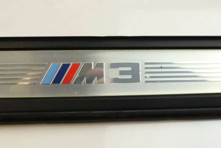 BMW 3 E90 E91 (2005 - 2012)  7907154 Отделка переднего порога (внутренняя)