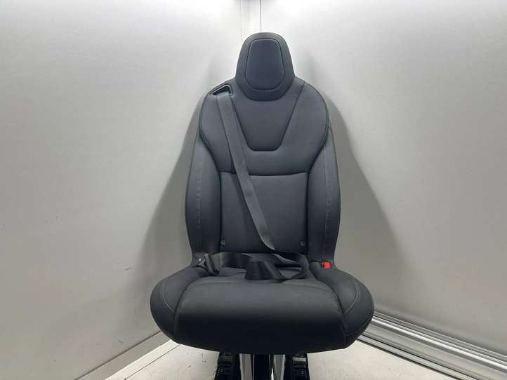 Tesla Model X (2021 - )  412361005A Заднее сиденье