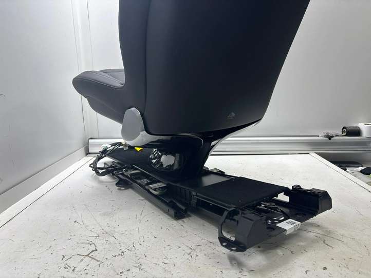 Tesla Model X (2021 - )  412361005A Заднее сиденье