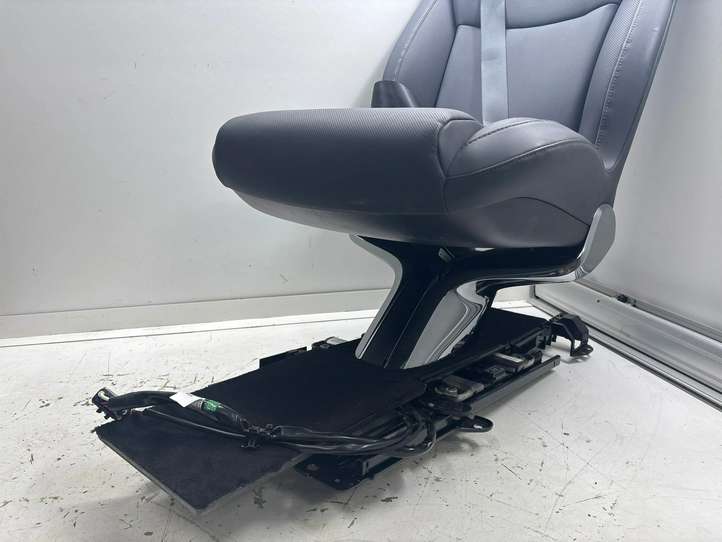 Tesla Model X (2021 - )  412361005A Заднее сиденье