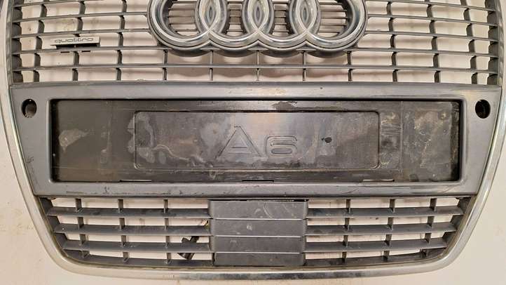 Audi A6 (2004 - 2008)  DN13677 Передняя решётка