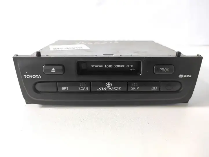 Toyota Avensis T220 (2000 - 2003) 86120-YY030 Магнитола / мультимедийная система — фото 1