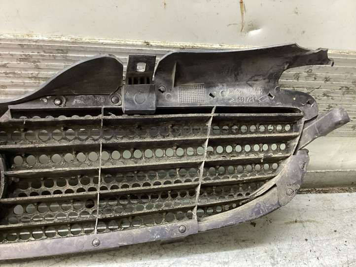 Mercedes-Benz SLK R170 (1996 - 2004)  1708800085 Передняя решётка