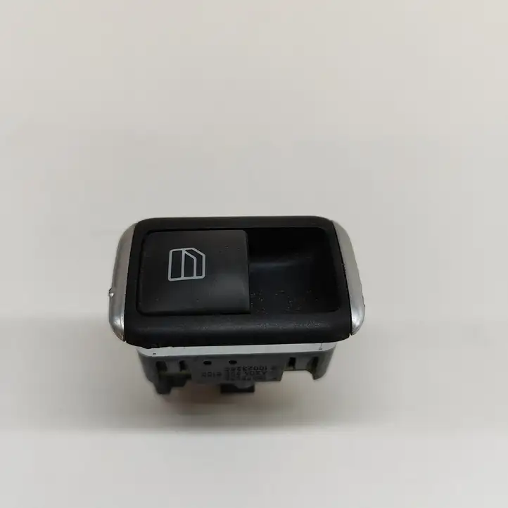 Mercedes-Benz CLA C117,X117,W117 (2013 - 2019) A2049058102 Блок кнопок стеклоподъемников — фото 1