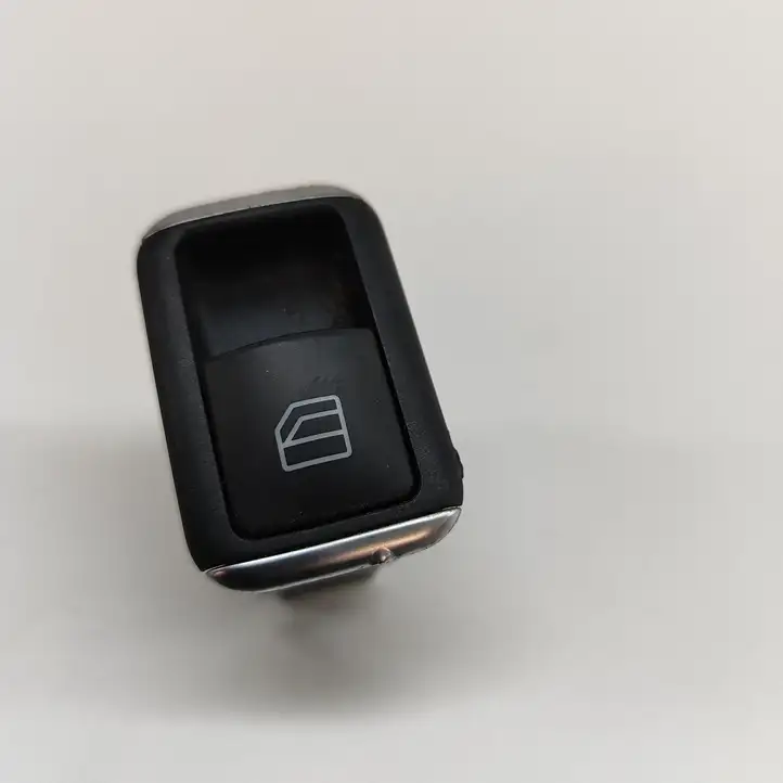 Mercedes-Benz CLA C117,X117,W117 (2013 - 2019) A2049058102 Блок кнопок стеклоподъемников — фото 4