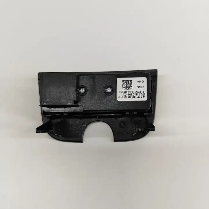 Mercedes-Benz CLA C117,X117,W117 (2013 - 2019) A1729050151 Блок кнопок на панели — фото 2