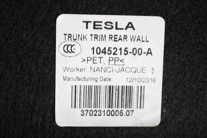 Tesla Model S (2016 - 2021) 104521500A Задняя боковая обшивка салона — фото 5