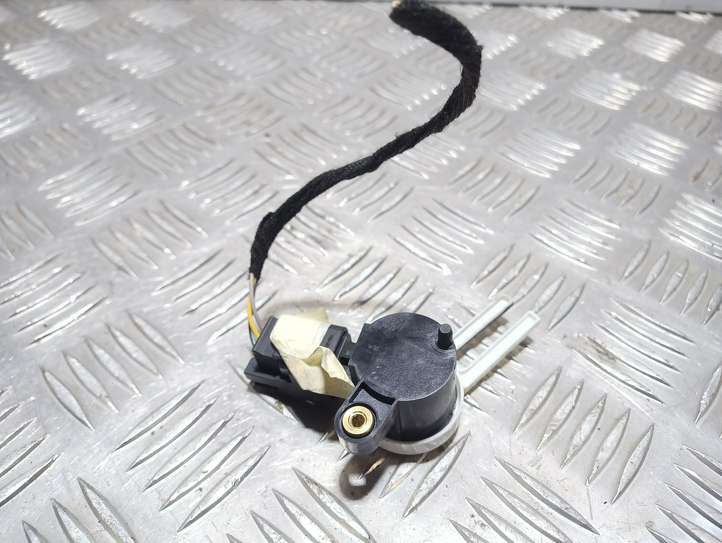 Opel Astra (2009 - 2012)  10366474 Датчик тормозной педали