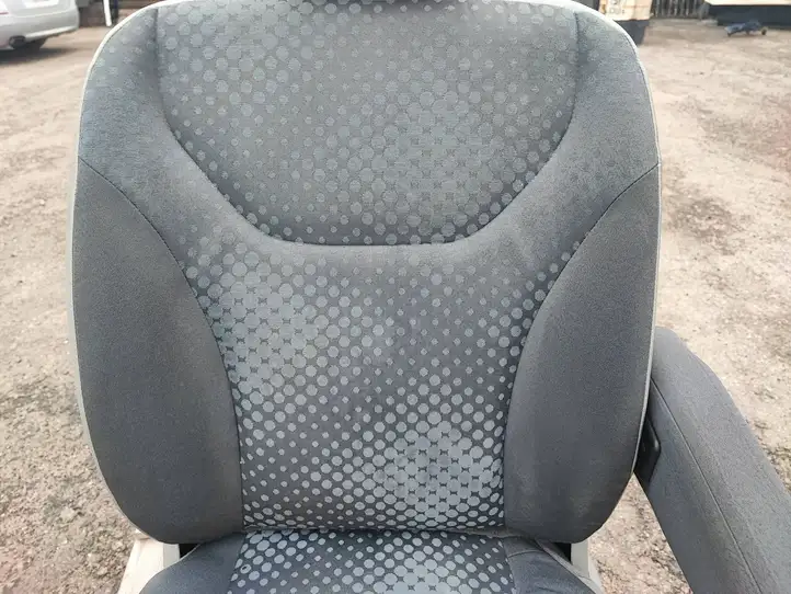 Renault Trafic II (X83) (2002 - 2014) Переднее сиденье пассажира — фото 8