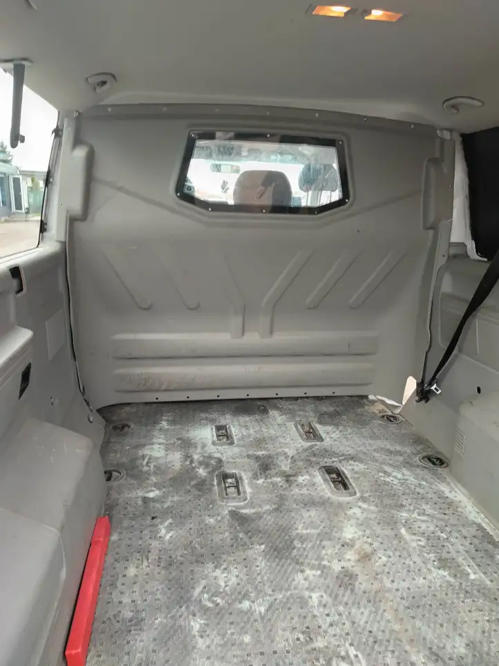 Volkswagen Transporter - Caravelle T5 (2009 - 2015) Панель багажника — фото 7