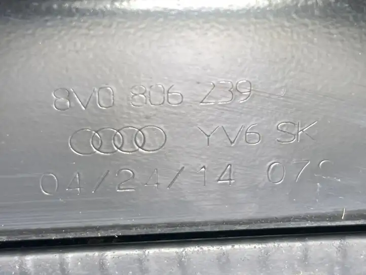 Audi A3/S3 8V (2012 - 2016) 8V0806239 Жабо стеклоочистителей — фото 3