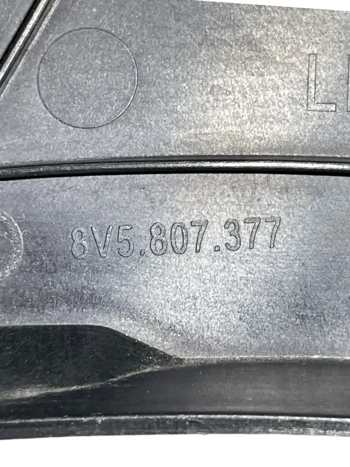 Audi A3/S3 8V (2012 - 2016) 8V5807377 Кронштейн заднего бампера — фото 3