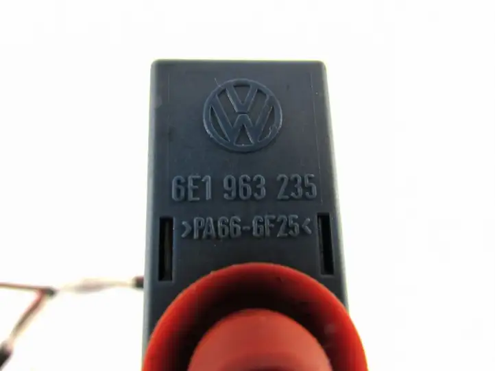 Volkswagen PASSAT B5.5 (2001 - 2005) Электрический отопитель салона — фото 4