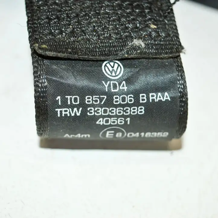Volkswagen Touran I (2003 - 2010) 1T0857806B Задний ремень безопасности — фото 4