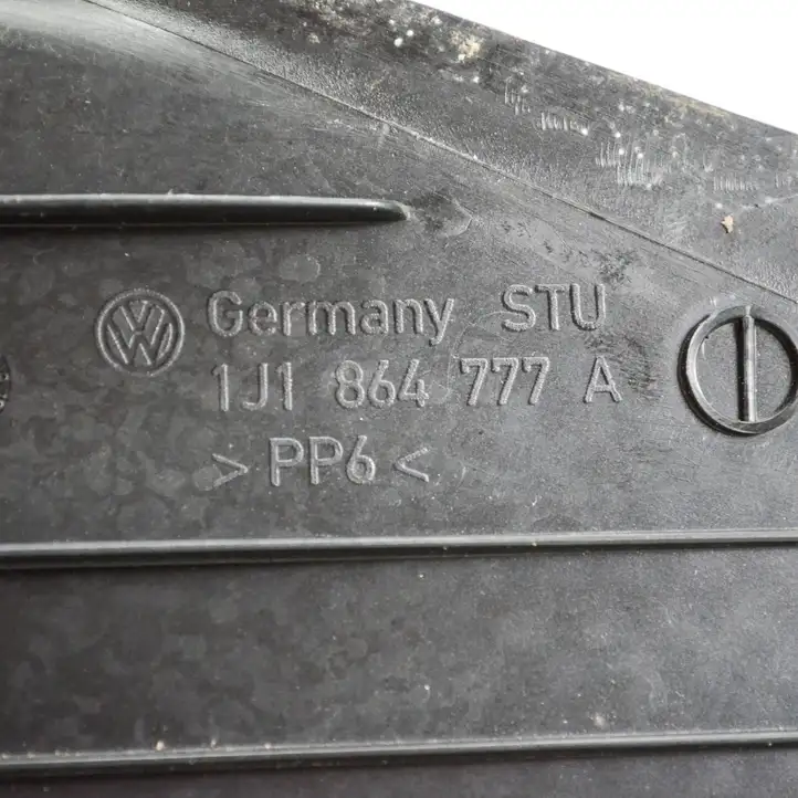 Volkswagen Golf IV (1998 - 2005) 1J1864777A Прочие детали салона — фото 3