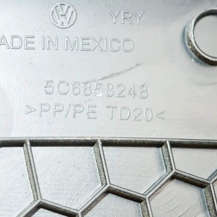Volkswagen Jetta VI (2011 - 2018) 5C6858248 Прочие детали салона — фото 4