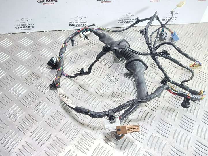 Mitsubishi Lancer (2007 - 2011)  8512B168 Проводка передних дверей