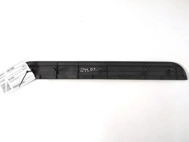 Toyota RAV 4 (XA30) (2006 - 2016) 67911-42030 Внутренняя отделка переднего порога — фото 2