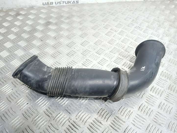 Porsche Cayenne (9PA) (2002 - 2010)  7L5128752 Деталь (детали) канала забора воздуха