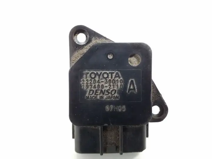 Toyota RAV 4 (XA30) (2006 - 2016) 22204-30010 Датчик массового расхода воздуха — фото 1