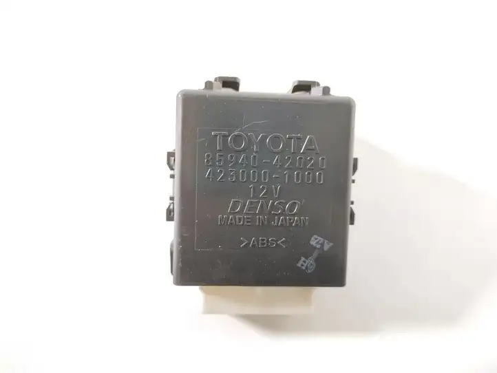 Toyota RAV 4 (XA30) (2006 - 2016) 85940-42020 Другое реле — фото 1